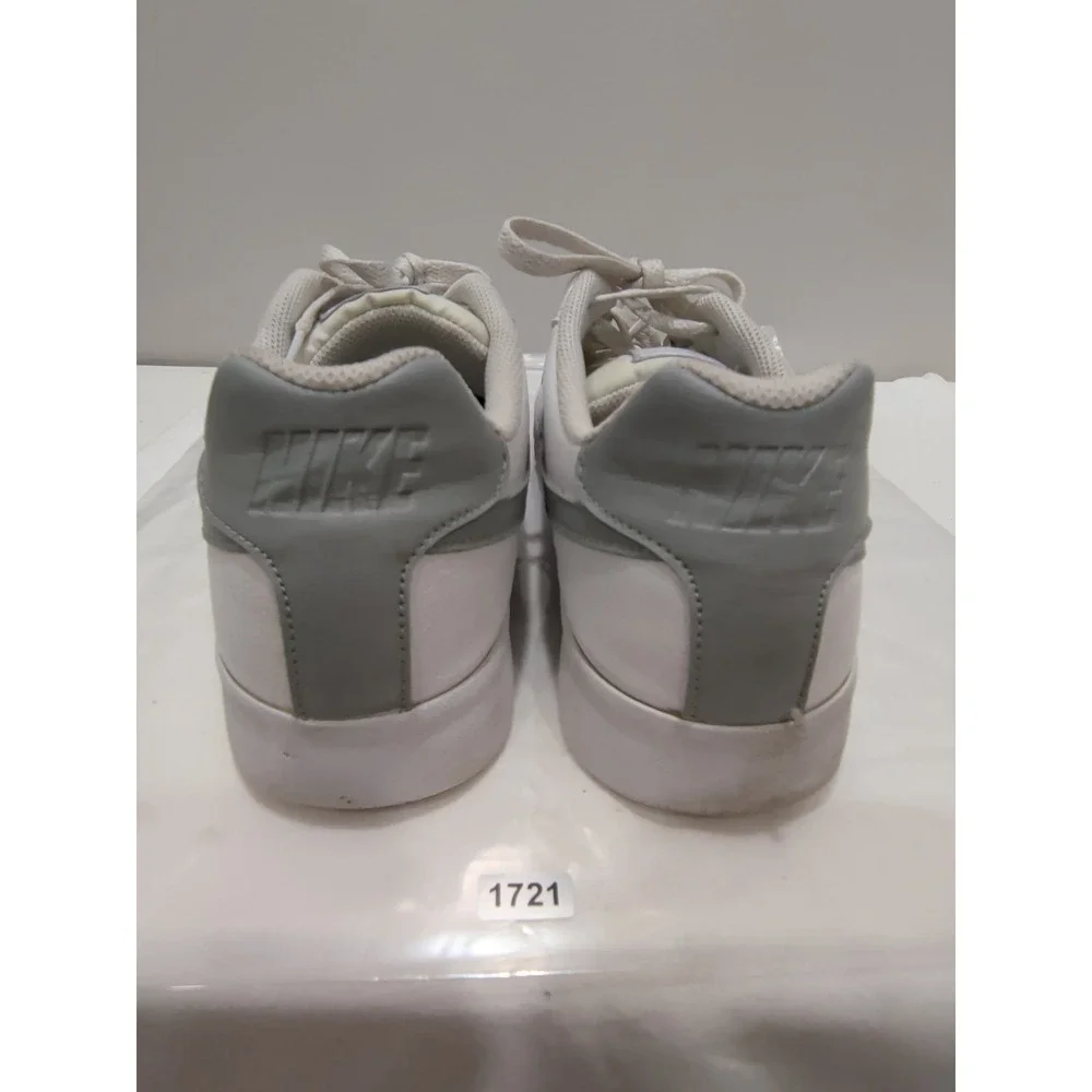 Nike court royale